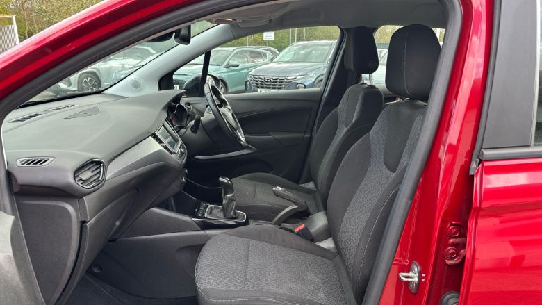 Vauxhall Crossland 1.2 Design 5dr Petrol Hatchback